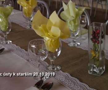 Kultúra / Mesiaca úcty k starším 