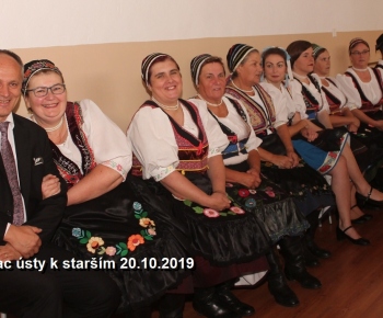 Kultúra / Mesiaca úcty k starším 