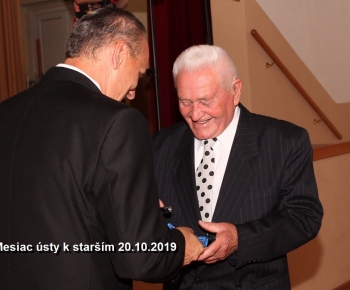 Kultúra / Mesiaca úcty k starším 