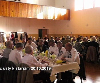 Kultúra / Mesiaca úcty k starším 