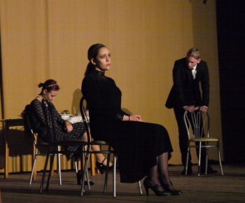 Kultúra / Divadelné predstavenie 