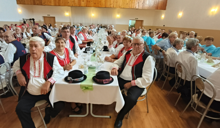 14. fotografia fotogalérie Jednota dôchodcov / SENIORI OD SRDCA K SRDCU - foto