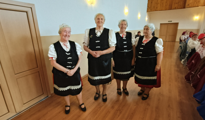 17. fotografia fotogalérie Jednota dôchodcov / SENIORI OD SRDCA K SRDCU - foto