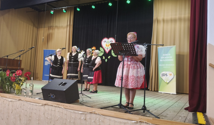 18. fotografia fotogalérie Jednota dôchodcov / SENIORI OD SRDCA K SRDCU - foto