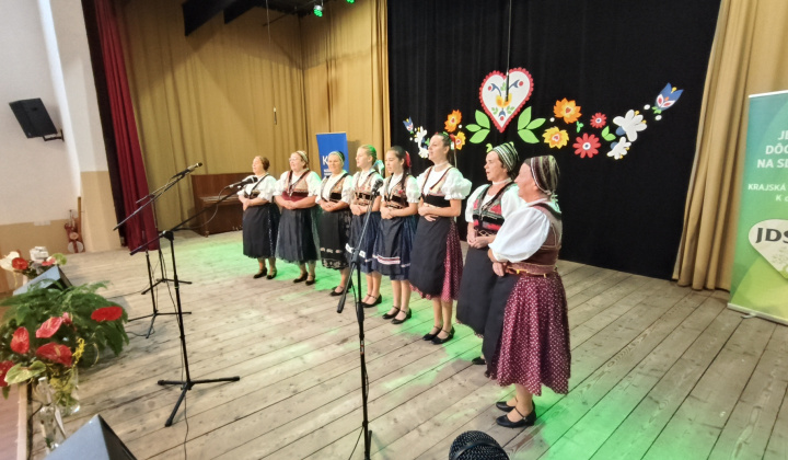 32. fotografia fotogalérie Jednota dôchodcov / SENIORI OD SRDCA K SRDCU - foto