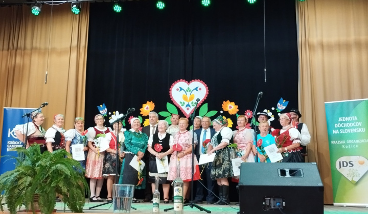 39. fotografia fotogalérie Jednota dôchodcov / SENIORI OD SRDCA K SRDCU - foto