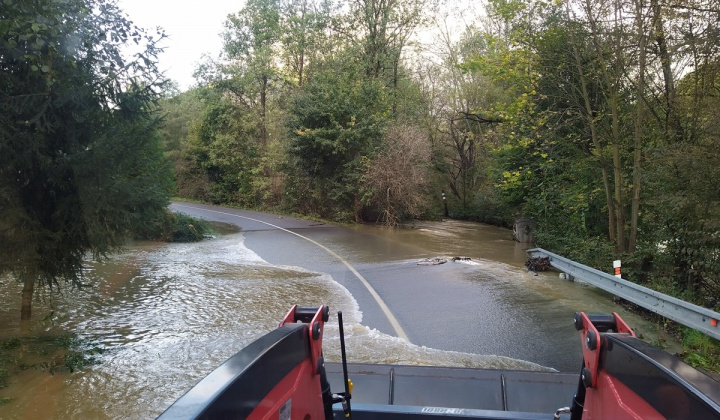 4. fotografia fotogalérie Oznamy OcÚ / Povodeň 2020