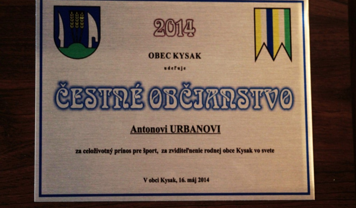 2. fotografia fotogalérie Udeľovanie ocenení  Čestný občan obce 16.5.2014