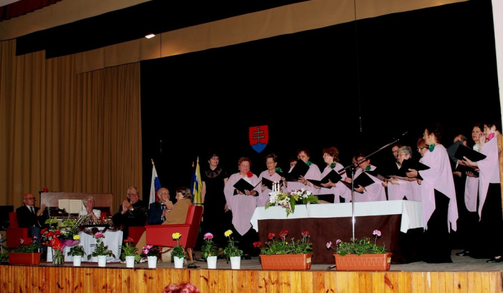 48. fotografia fotogalérie Udeľovanie ocenení  Čestný občan obce 16.5.2014