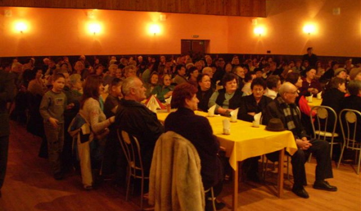 10. fotografia fotogalérie Vianočný koncert a posedenie s dôchodcami