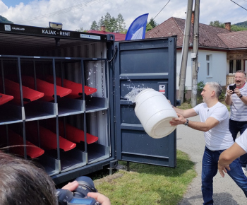 Šport / Slávnostné otvorenie samoobslužnej požičovne  kajakov na