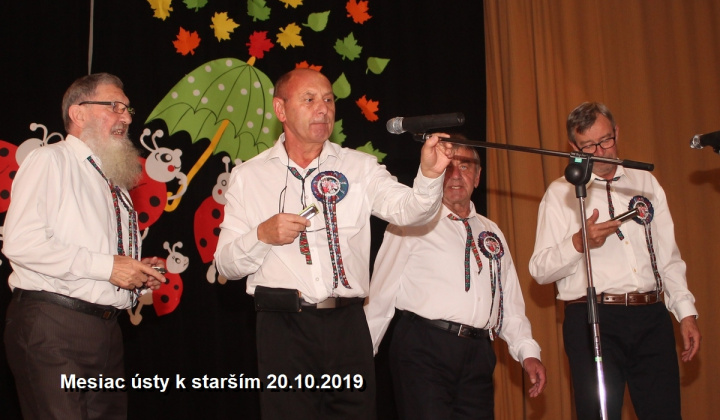 21. fotografia fotogalérie Kultúra / Mesiaca úcty k starším 