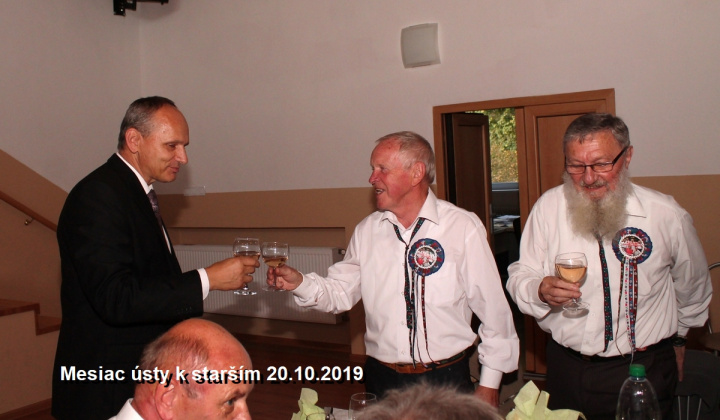 54. fotografia fotogalérie Kultúra / Mesiaca úcty k starším 