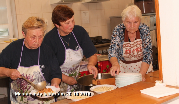 55. fotografia fotogalérie Kultúra / Mesiaca úcty k starším 
