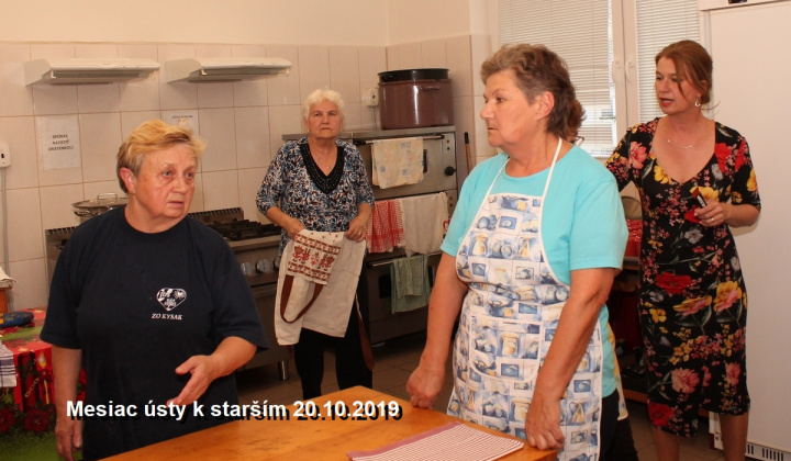 56. fotografia fotogalérie Kultúra / Mesiaca úcty k starším 