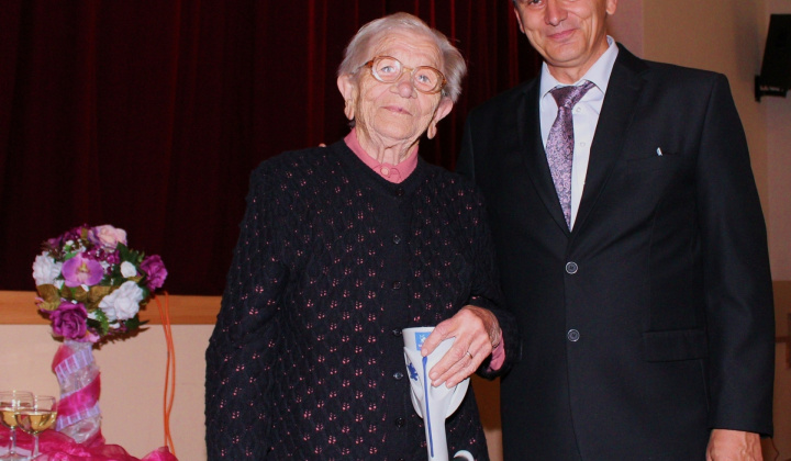 17. fotografia fotogalérie Kultúra / Mesiaca úcty k starším 