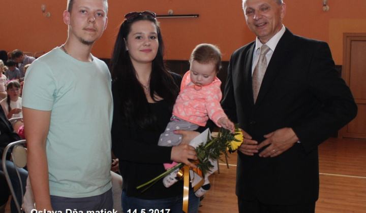 24. fotografia fotogalérie Kultúra / 	Slávnostná akadémia pri príležitosti Dňa Matiek