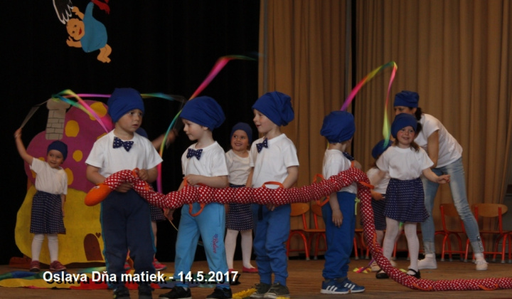 34. fotografia fotogalérie Kultúra / 	Slávnostná akadémia pri príležitosti Dňa Matiek