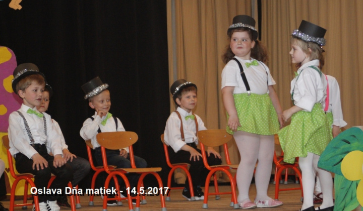 75. fotografia fotogalérie Kultúra / 	Slávnostná akadémia pri príležitosti Dňa Matiek