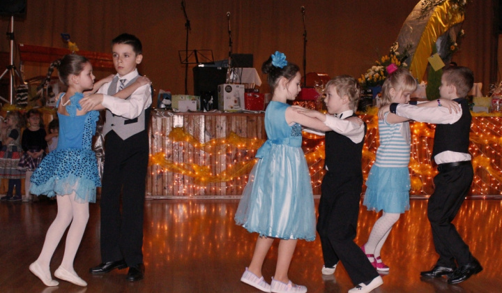 16. fotografia fotogalérie Kultúra / 22. fašiangový ples obce Kysak