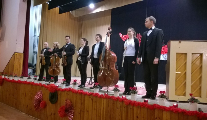 3. fotografia fotogalérie Kultúra / Adventný koncert Košického komorného orchestra