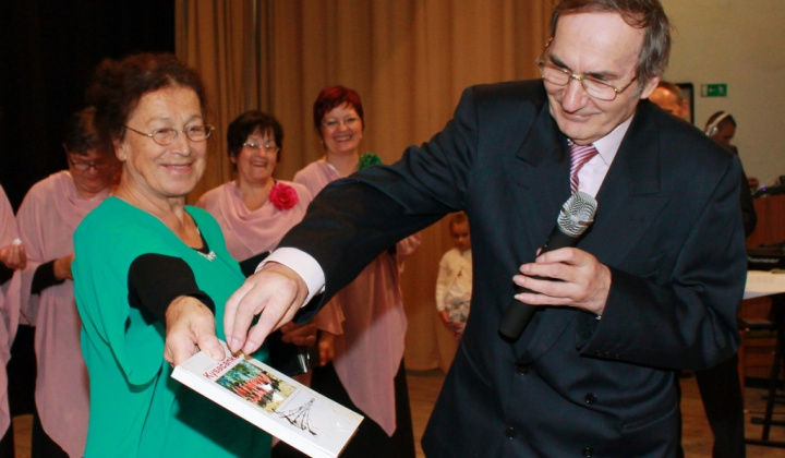 9. fotografia fotogalérie Prezentácia knihy KYSAČANKA 17.10.2015