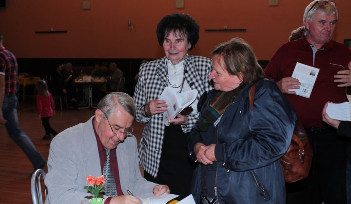 22. fotografia fotogalérie Prezentácia knihy Príbehy spod hradu 2014