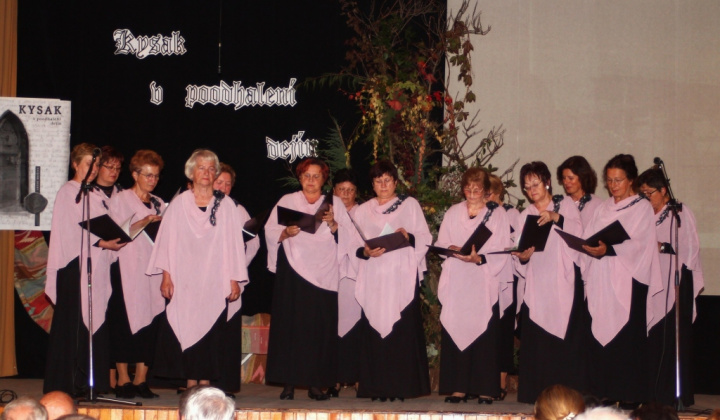 17. fotografia fotogalérie Prezentácia knihy  Kysak v poodhalení dejín 28.9.2013