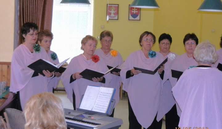 6. fotografia fotogalérie Kysačanka v Stratenej 2013
