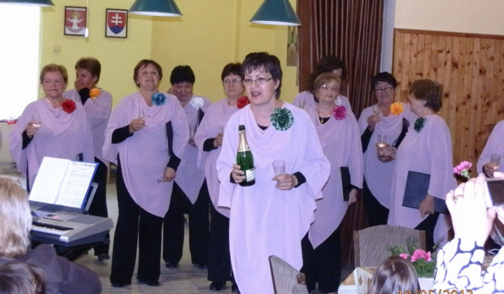 11. fotografia fotogalérie Kysačanka v Stratenej 2013