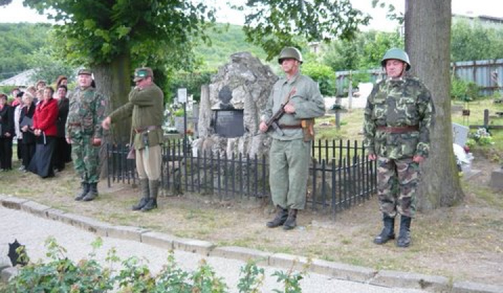 2. fotografia fotogalérie RUDÉ MAKY LEGIONÁŘUM