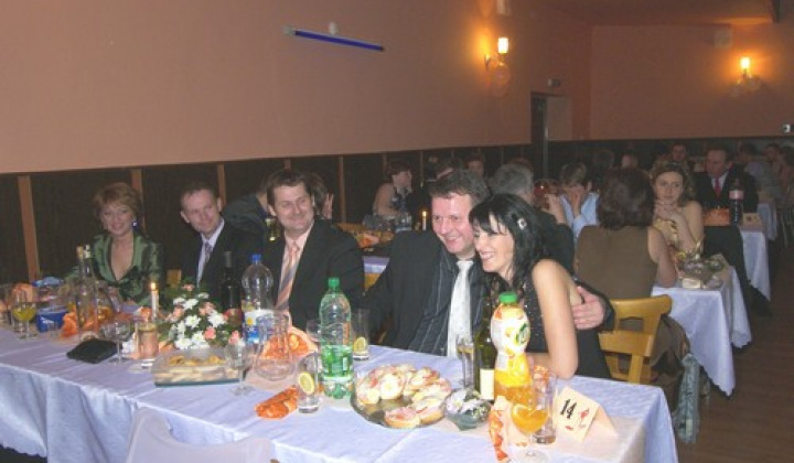 244. fotografia fotogalérie 13. FAŠIANGOVÝ PLES