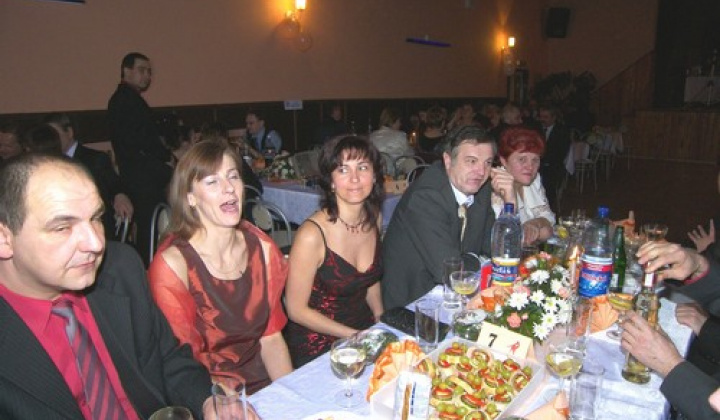 251. fotografia fotogalérie 13. FAŠIANGOVÝ PLES
