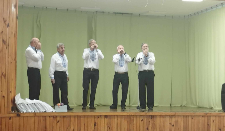 3. fotografia fotogalérie Kysackí harmonikári / Kysackí harmonikári v Ľubovci 25.10.2023