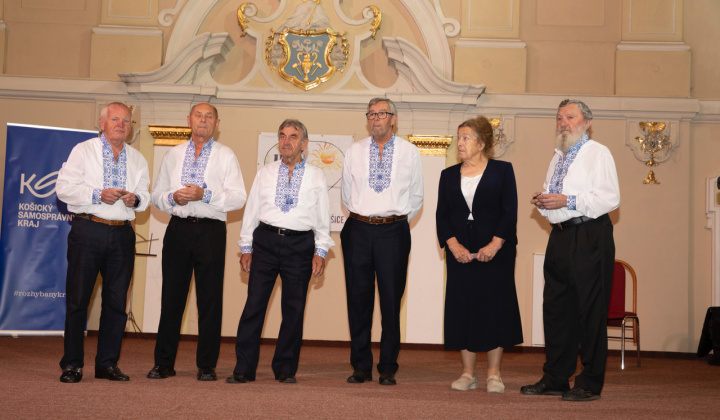 2. fotografia fotogalérie Kysackí harmonikári / Kysackí harmonikári v Redute v SNV 21.9.20