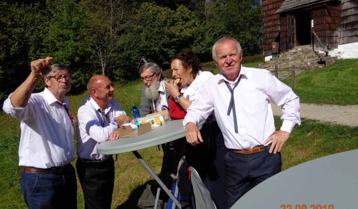 9. fotografia fotogalérie Kysackí harmonikári / Kysackí harmonikári na akcii Zem spieva 22