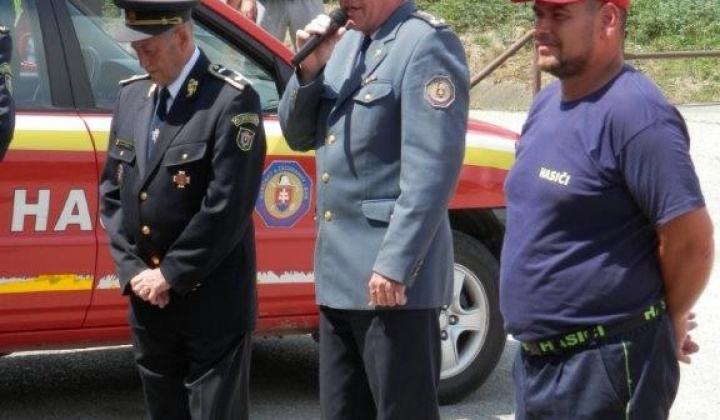 18. fotografia fotogalérie Hasičský zbor / Prevzatie hasičského auta