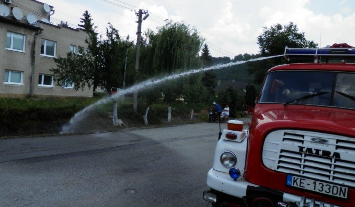 31. fotografia fotogalérie Hasičský zbor / Prevzatie hasičského auta