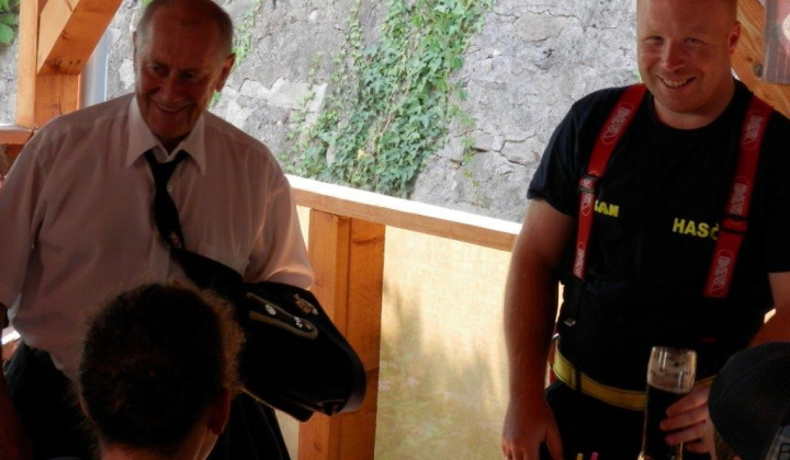 38. fotografia fotogalérie Hasičský zbor / Prevzatie hasičského auta