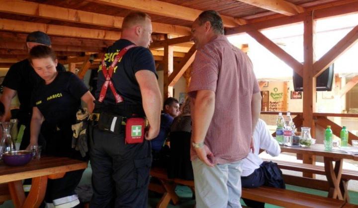 42. fotografia fotogalérie Hasičský zbor / Prevzatie hasičského auta