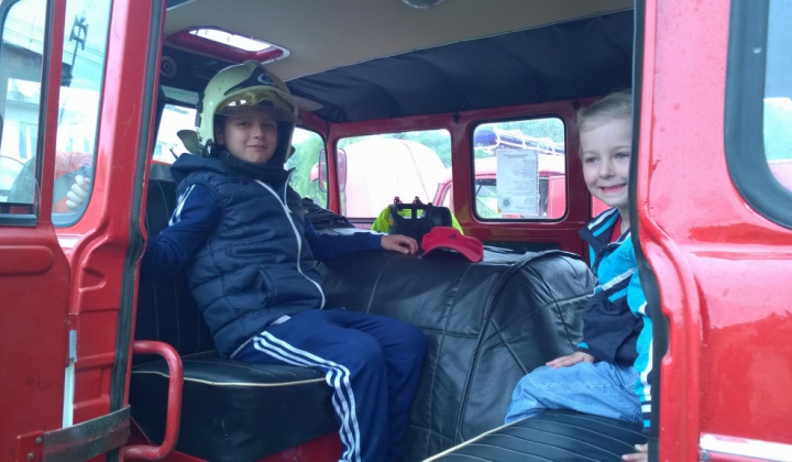 18. fotografia fotogalérie 90. výročie DHZ Kysak 26.4.2015