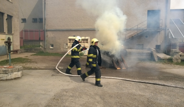 28. fotografia fotogalérie 90. výročie DHZ Kysak 26.4.2015