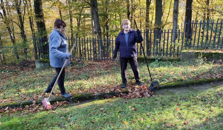 14. fotografia fotogalérie Jednota dôchodcov / Jesenná brigáda