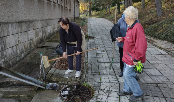 17. fotografia fotogalérie Jednota dôchodcov / Jesenná brigáda