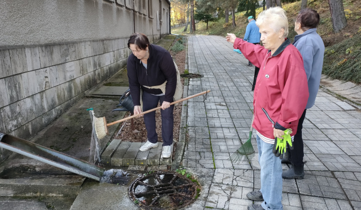 18. fotografia fotogalérie Jednota dôchodcov / Jesenná brigáda