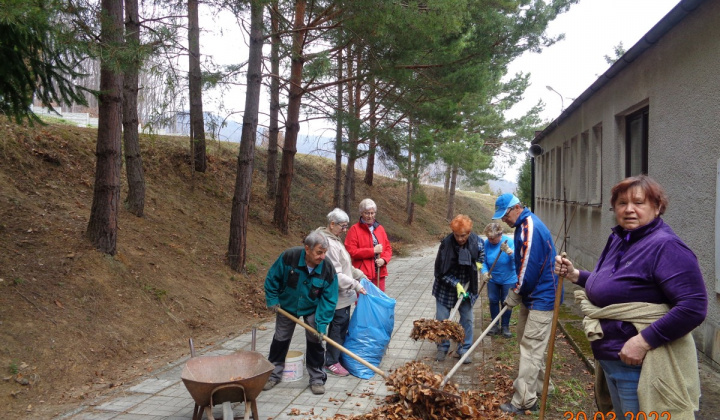 7. fotografia fotogalérie Jednota dôchodcov / Brigáda ZO JDS na cintorínoch 30.3.2022