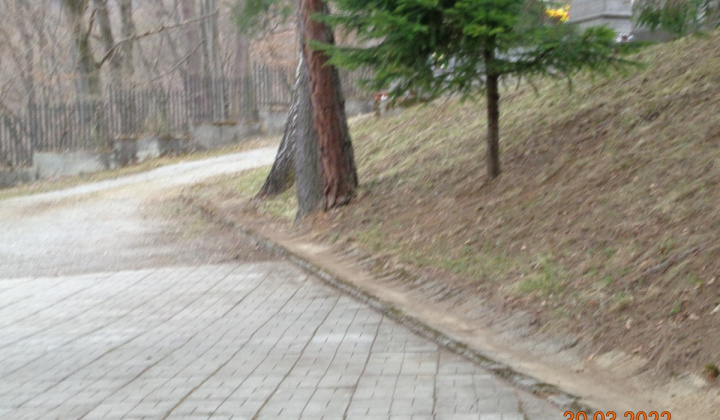 10. fotografia fotogalérie Jednota dôchodcov / Brigáda ZO JDS na cintorínoch 30.3.2022