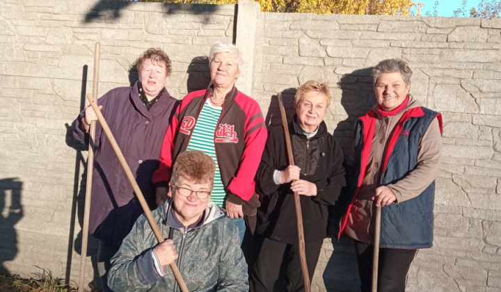 3. fotografia fotogalérie Jednota dôchodcov / Brigáda na cintorínoch 25.10.2021