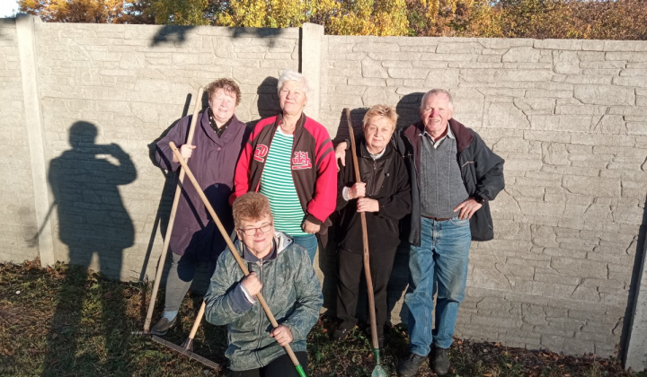 4. fotografia fotogalérie Jednota dôchodcov / Brigáda na cintorínoch 25.10.2021