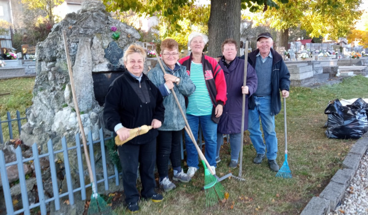 6. fotografia fotogalérie Jednota dôchodcov / Brigáda na cintorínoch 25.10.2021